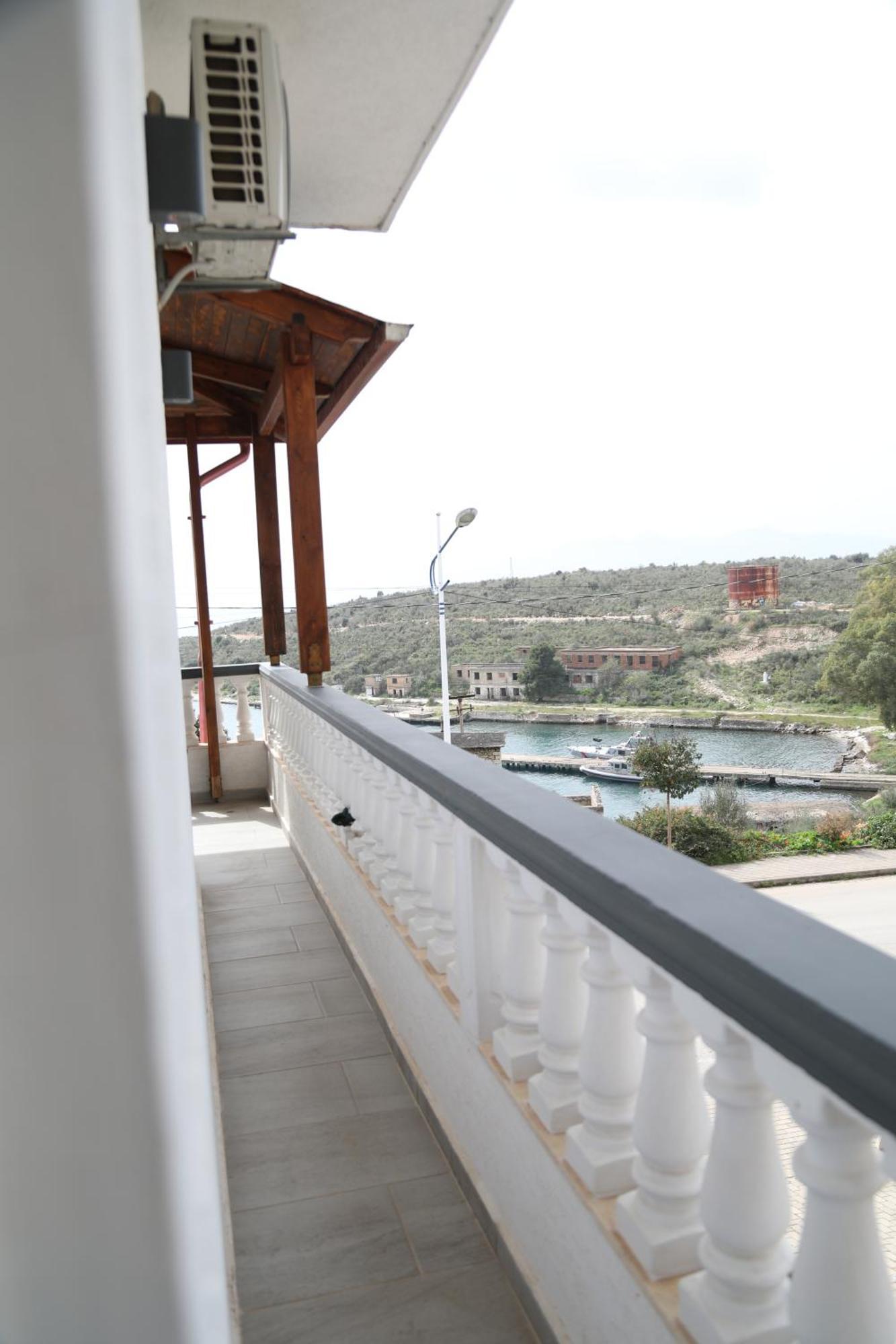 Relax Mea Hotel Саранда Екстер'єр фото